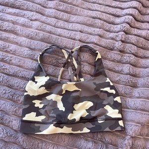 LULU green camo energy bra ( no padding )
